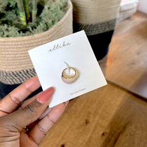 Ettika Crystal Cluster Knockout 18k Gold Plated Ring